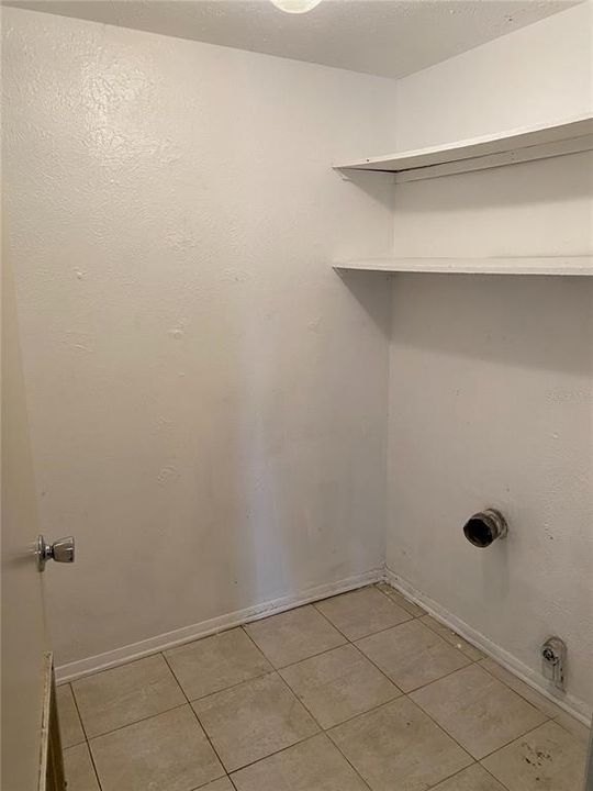 For Rent: $1,192 (1 beds, 1 baths, 762 Square Feet)