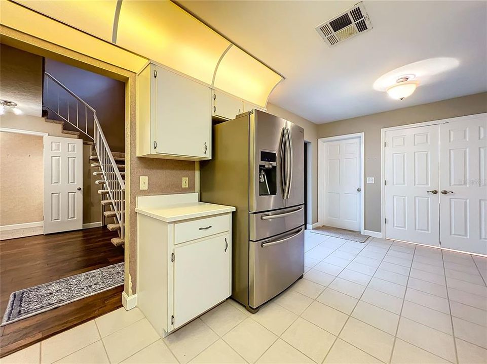 For Sale: $490,000 (2 beds, 2 baths, 1492 Square Feet)