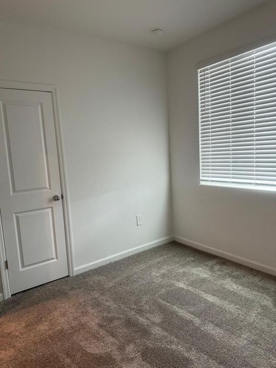 For Rent: $2,450 (3 beds, 2 baths, 2614 Square Feet)