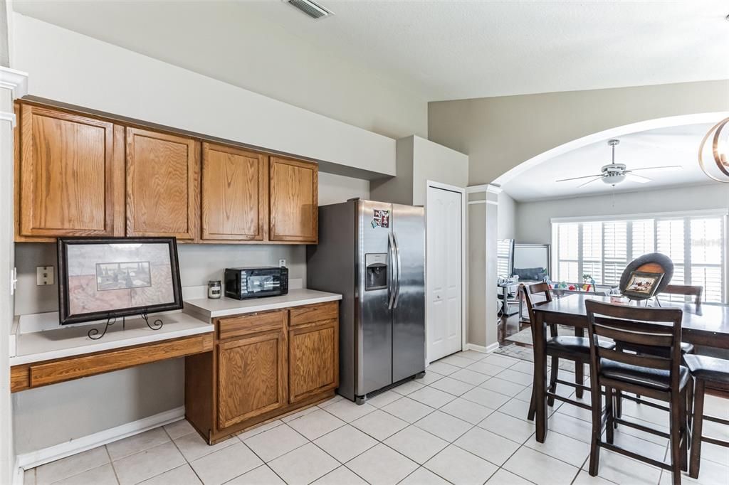 For Sale: $389,000 (4 beds, 2 baths, 1956 Square Feet)