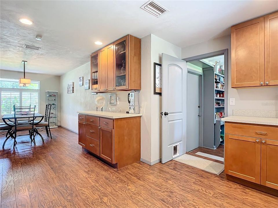 For Sale: $399,900 (3 beds, 2 baths, 1839 Square Feet)