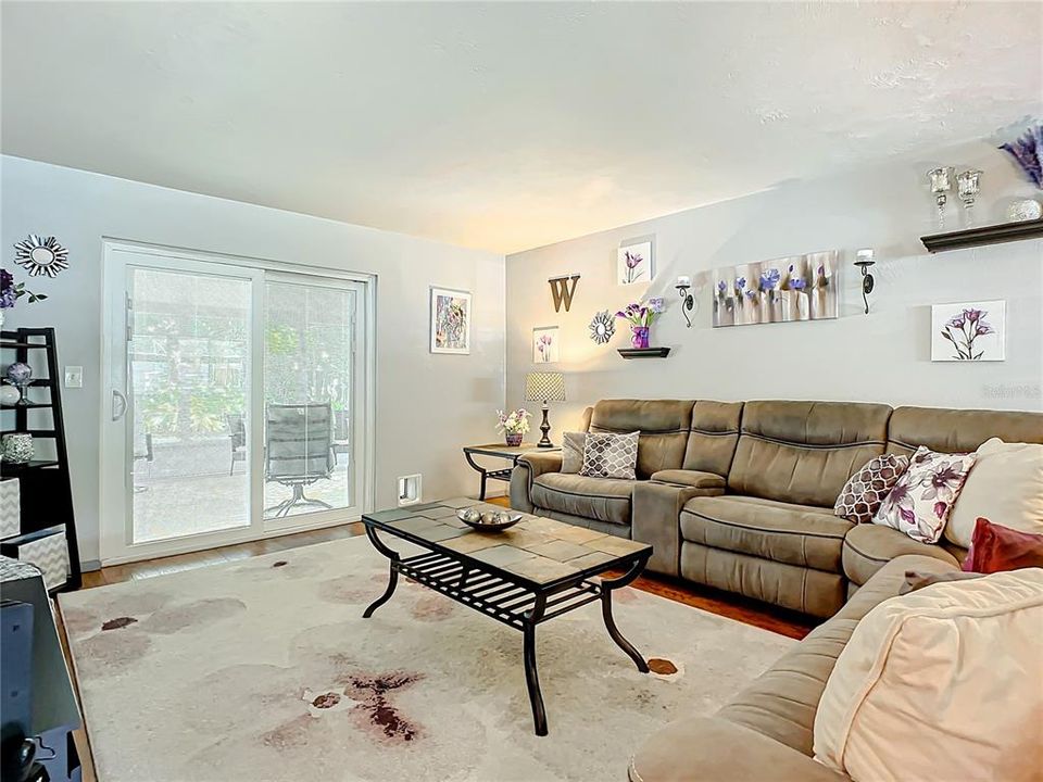 For Sale: $399,900 (3 beds, 2 baths, 1839 Square Feet)