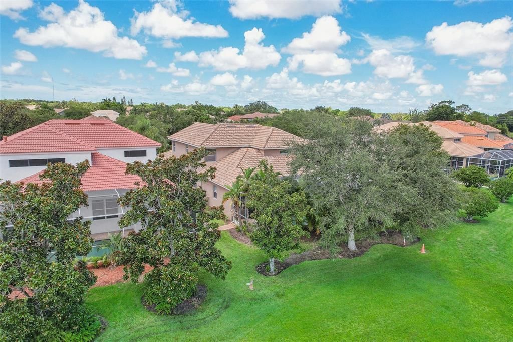 For Sale: $1,000,000 (4 beds, 3 baths, 2669 Square Feet)