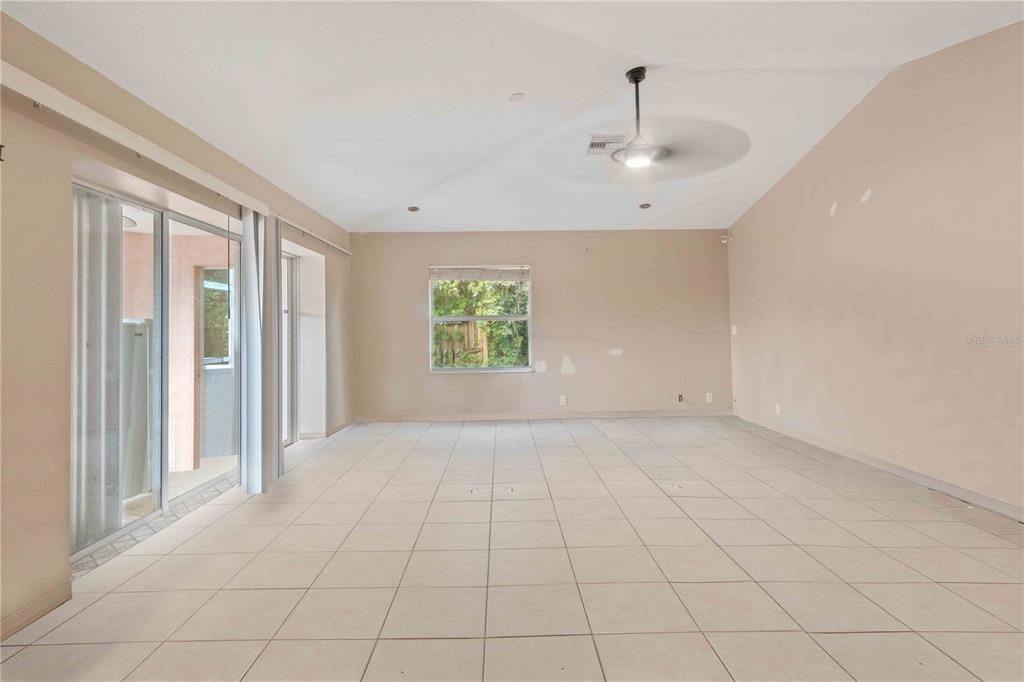 Active With Contract: $309,900 (4 beds, 2 baths, 1821 Square Feet)