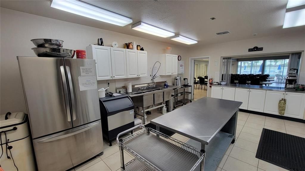 Commercial kitchen