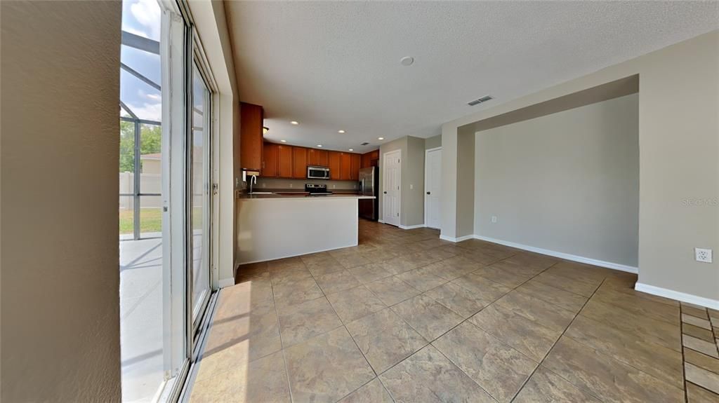 For Sale: $414,900 (3 beds, 2 baths, 2551 Square Feet)