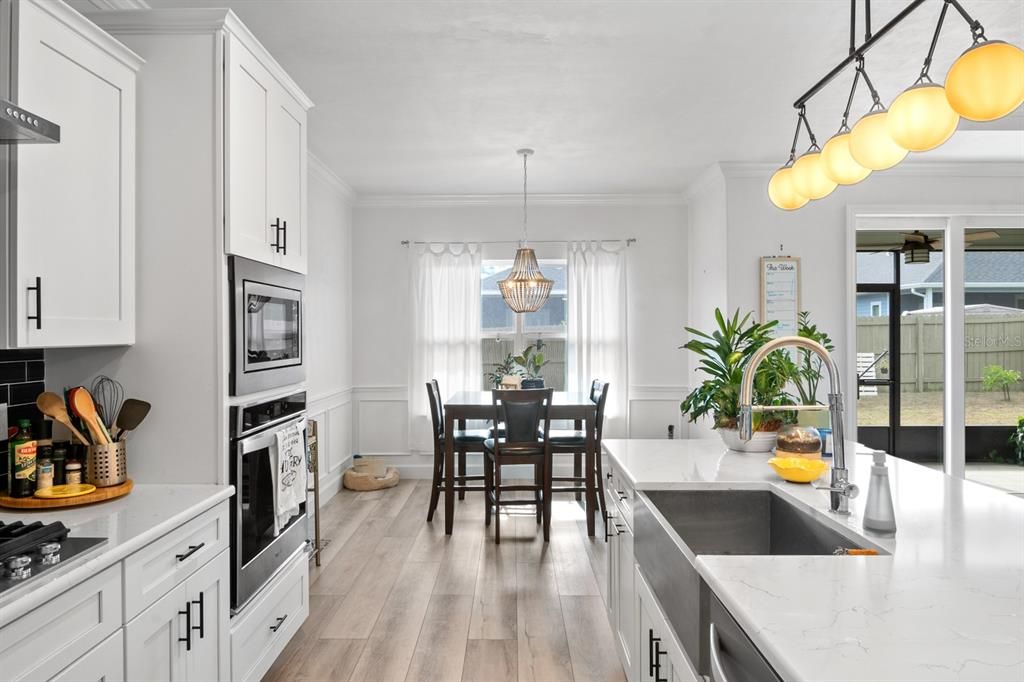 Active With Contract: $438,000 (4 beds, 3 baths, 1912 Square Feet)