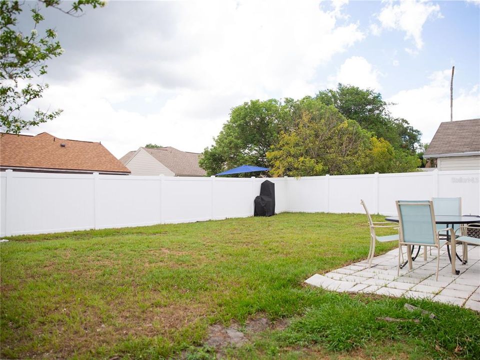 Vinyl fence installed 2019