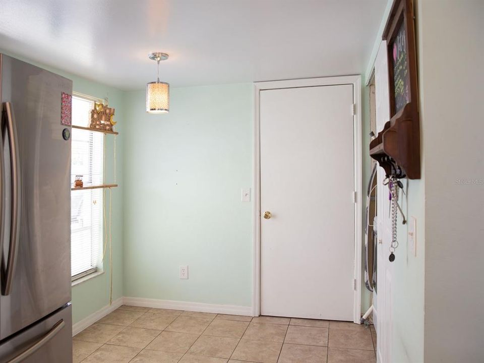 Breakfast nook space