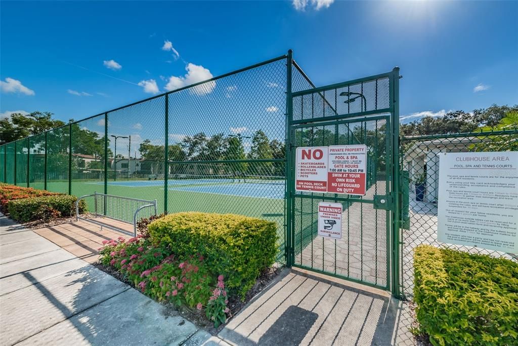 Active With Contract: $420,000 (3 beds, 2 baths, 1832 Square Feet)