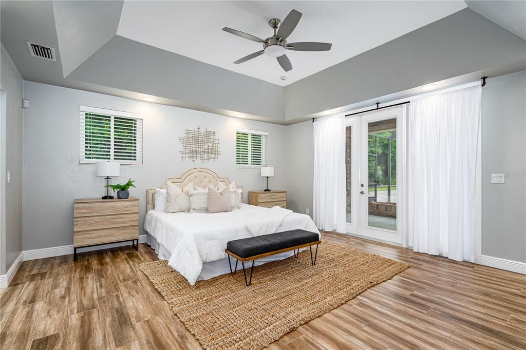 Active With Contract: $1,095,000 (5 beds, 3 baths, 3720 Square Feet)