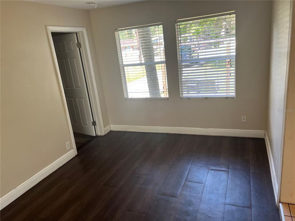 For Rent: $1,750 (3 beds, 2 baths, 1148 Square Feet)