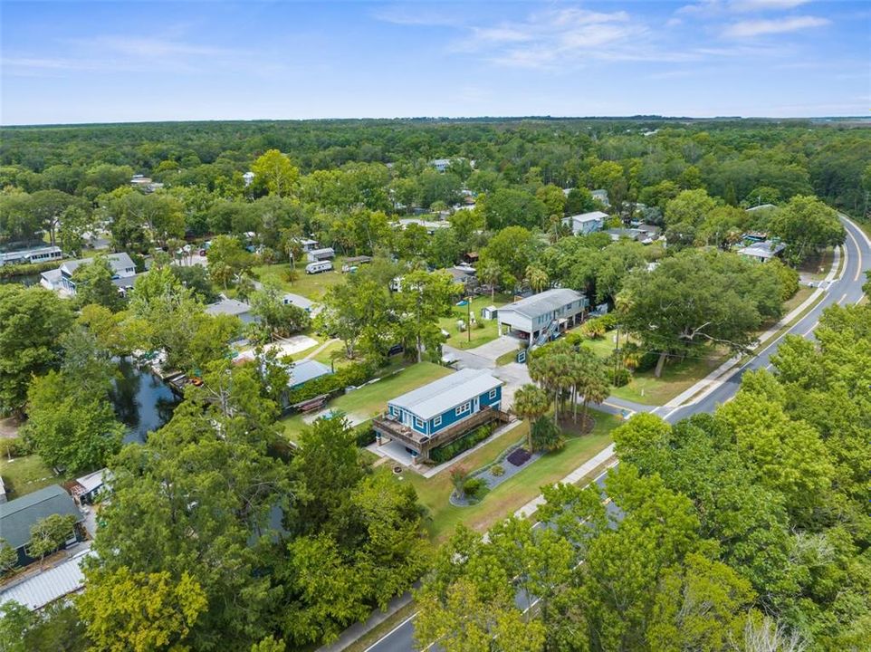 For Sale: $665,000 (2 beds, 2 baths, 1152 Square Feet)