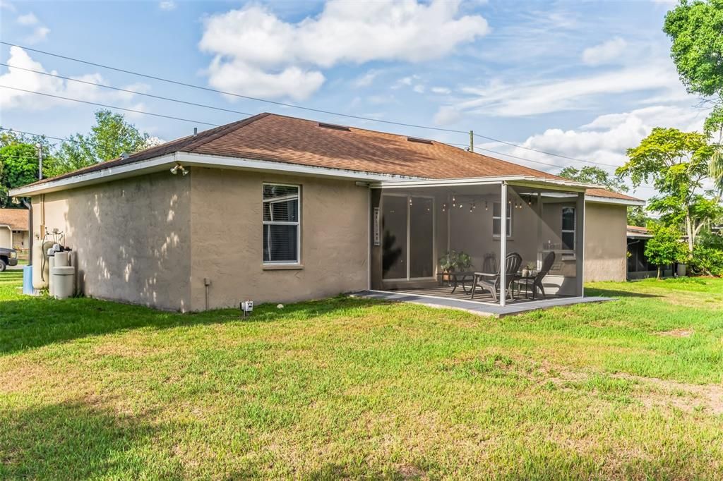 For Sale: $344,000 (3 beds, 2 baths, 1460 Square Feet)