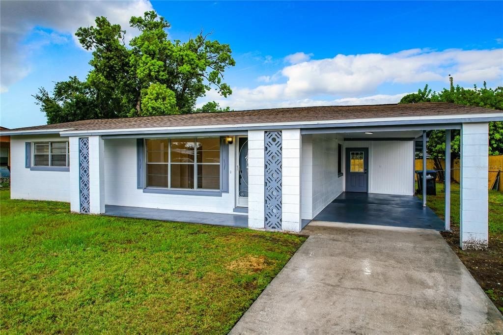 For Sale: $379,900 (3 beds, 2 baths, 1000 Square Feet)