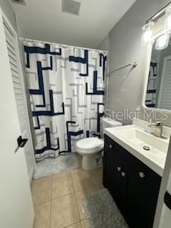 For Sale: $259,900 (2 beds, 1 baths, 953 Square Feet)