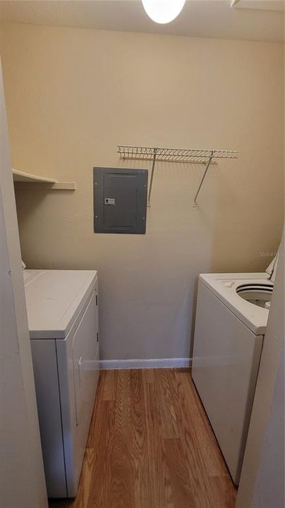 For Rent: $1,299 (1 beds, 1 baths, 580 Square Feet)