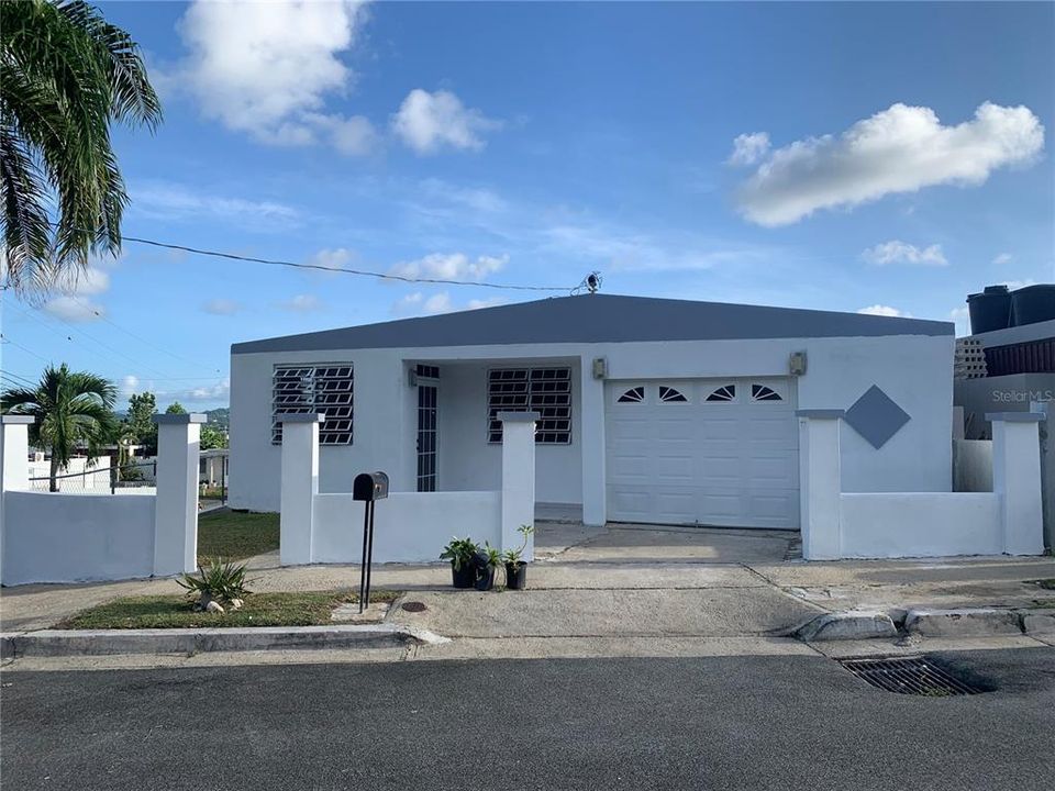 Recently Sold: $118,000 (3 beds, 1 baths, 4036 Square Feet)