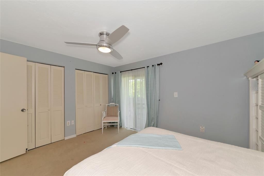 For Sale: $247,000 (2 beds, 2 baths, 1343 Square Feet)