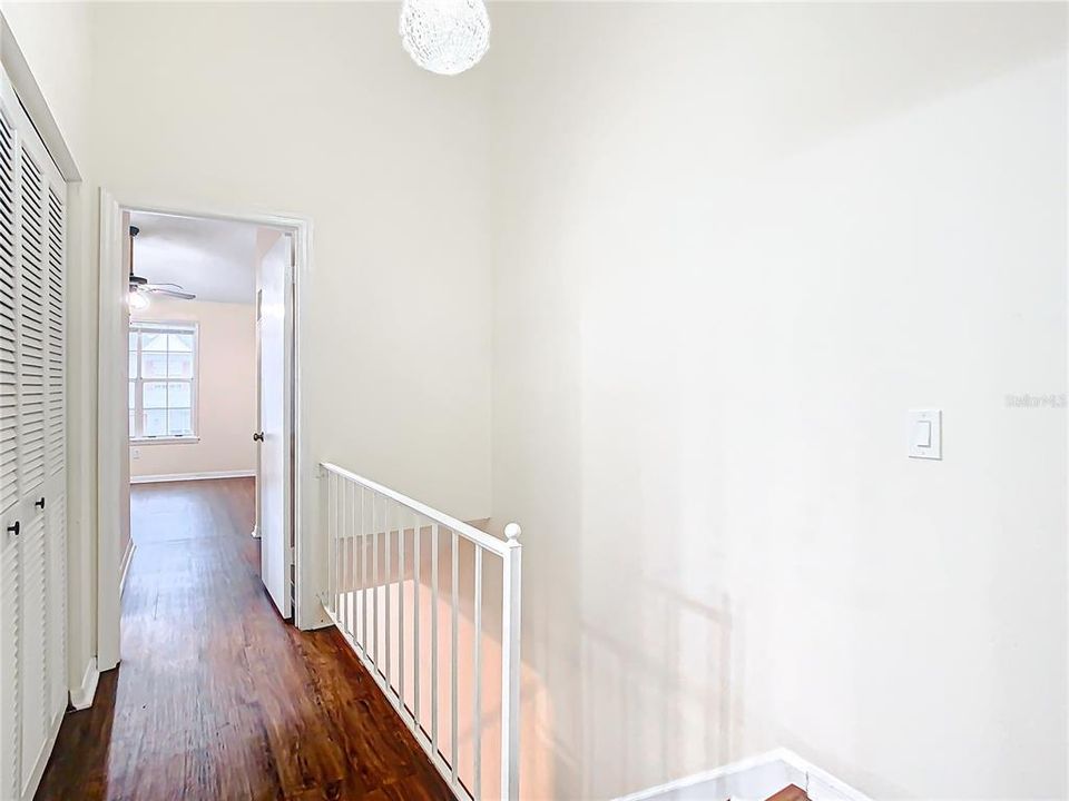 For Sale: $220,000 (2 beds, 2 baths, 1200 Square Feet)