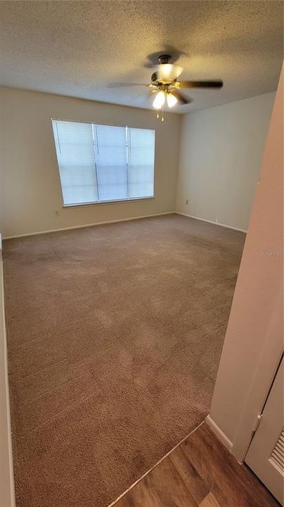 For Rent: $1,355 (1 beds, 1 baths, 600 Square Feet)