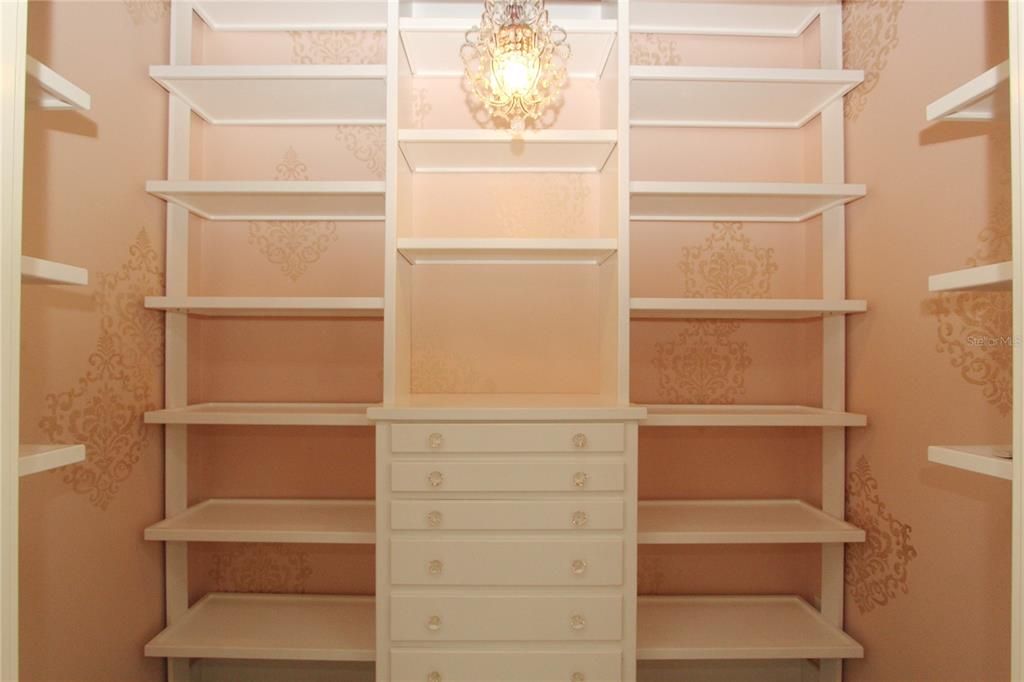 larger primary custom closet