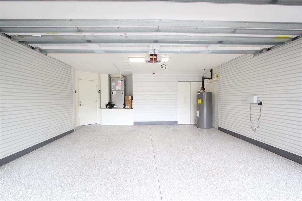 garage, finished floor, possible shelving