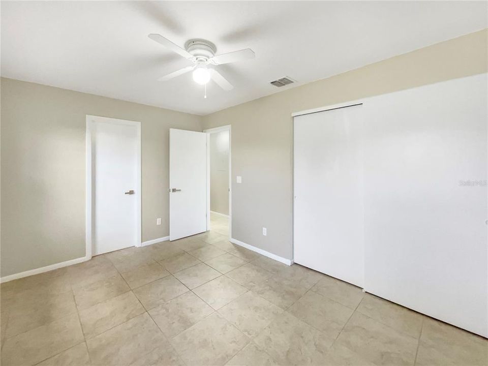 For Sale: $320,000 (2 beds, 2 baths, 1000 Square Feet)