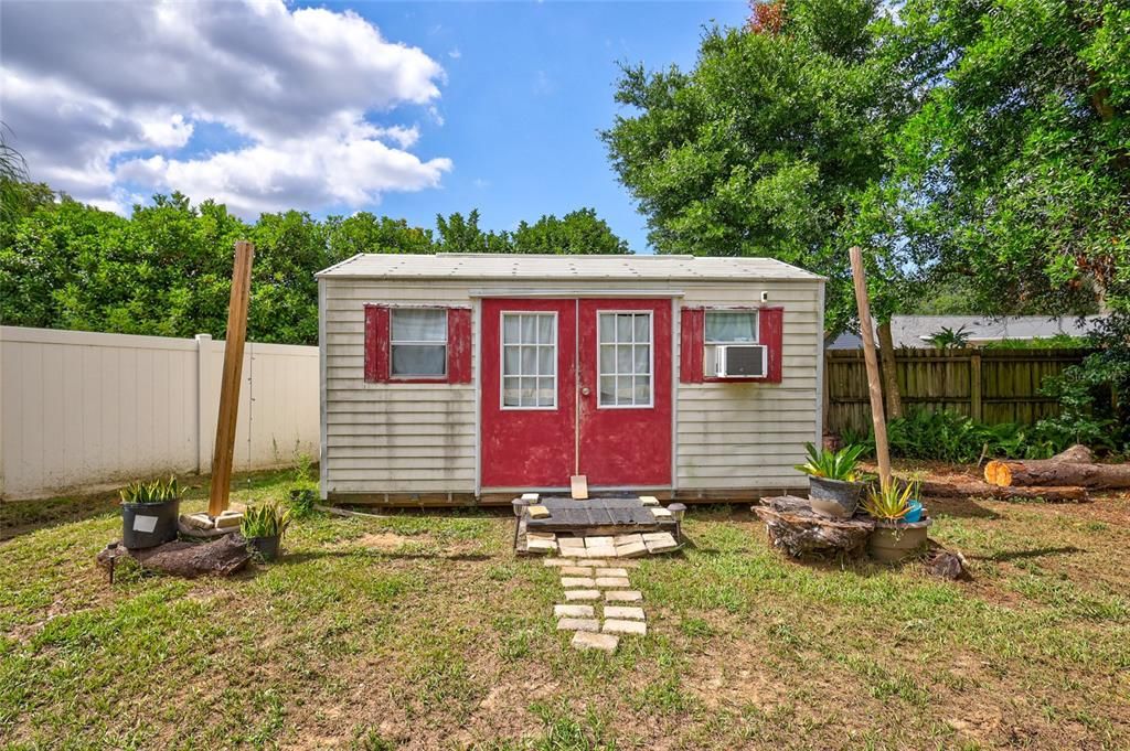 For Sale: $449,000 (4 beds, 2 baths, 1874 Square Feet)