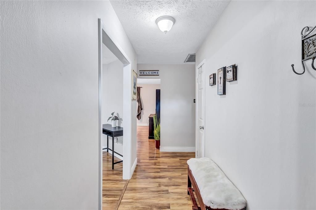 For Sale: $449,000 (4 beds, 2 baths, 1874 Square Feet)