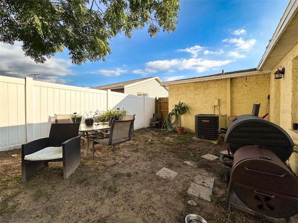 For Sale: $283,500 (3 beds, 2 baths, 1388 Square Feet)