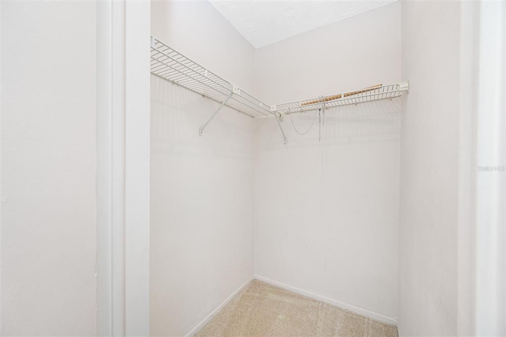 Main Bedroom Walk-In Closet