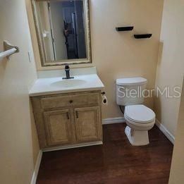 main bathroom with garden tub