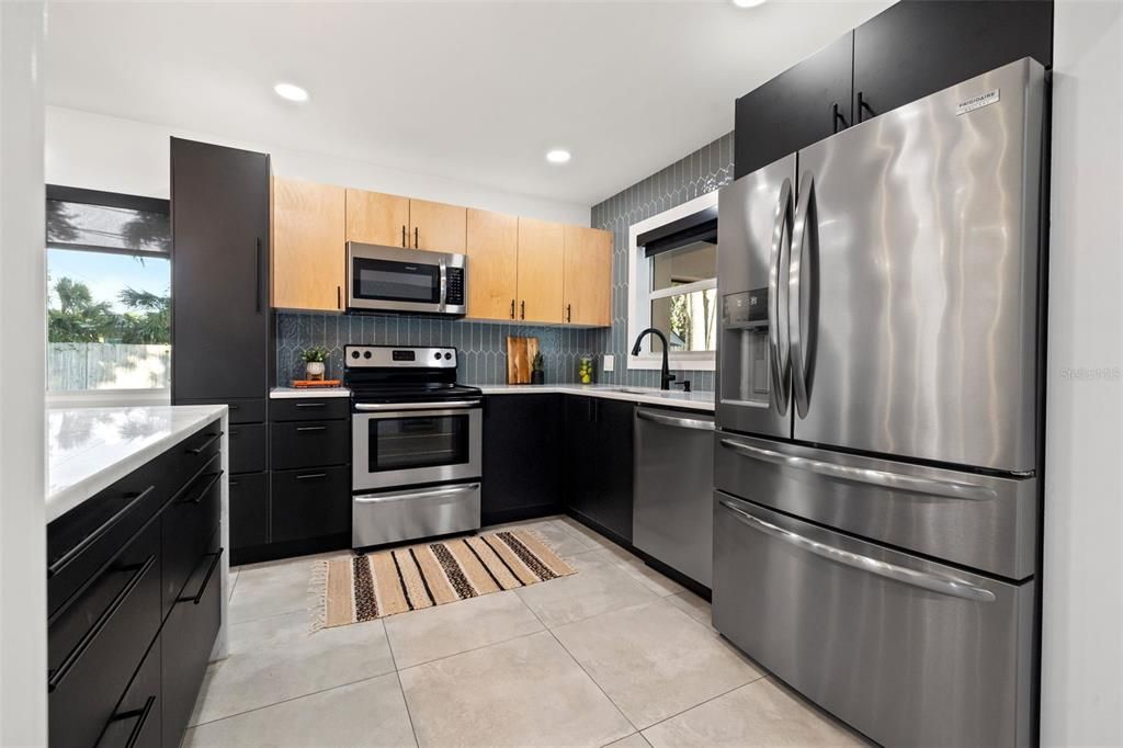Active With Contract: $549,900 (3 beds, 2 baths, 1529 Square Feet)