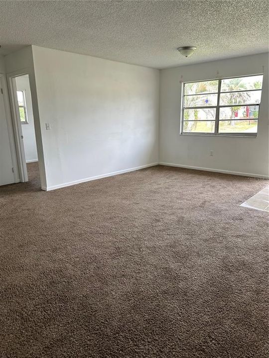 For Rent: $1,400 (2 beds, 2 baths, 1438 Square Feet)