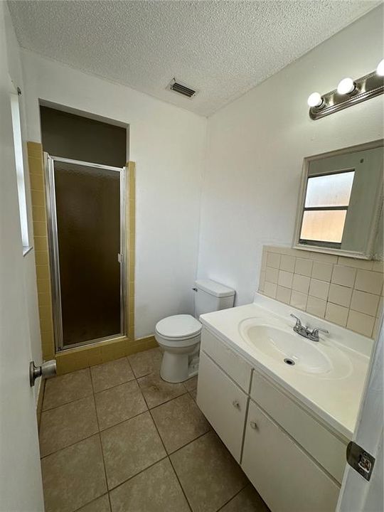 出租: $1,400 (2 贝兹, 2 浴室, 1438 平方英尺)
