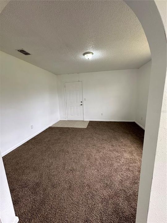 For Rent: $1,400 (2 beds, 2 baths, 1438 Square Feet)