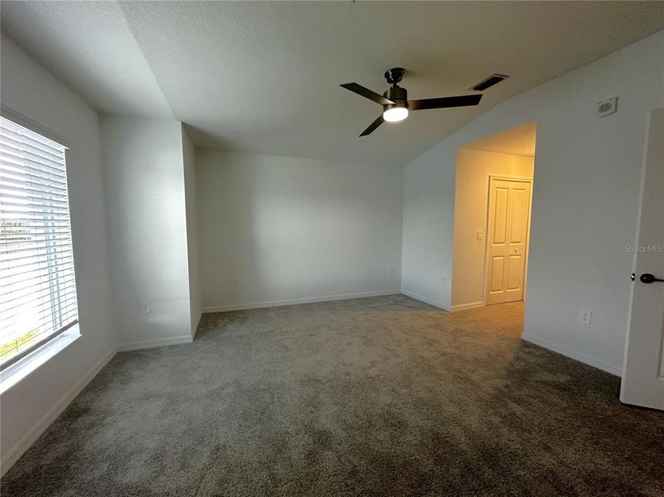 For Rent: $2,595 (2 beds, 2 baths, 1569 Square Feet)