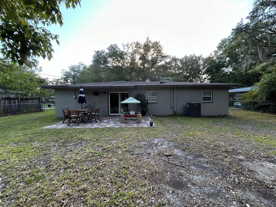 Active With Contract: $240,000 (3 beds, 2 baths, 1260 Square Feet)