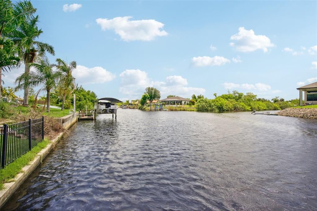 For Sale: $499,999 (3 beds, 3 baths, 1806 Square Feet)