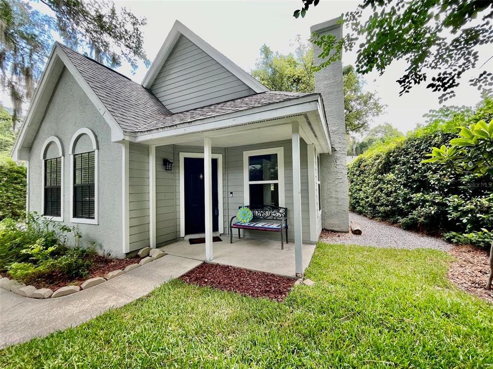 For Sale: $410,000 (3 beds, 2 baths, 1676 Square Feet)