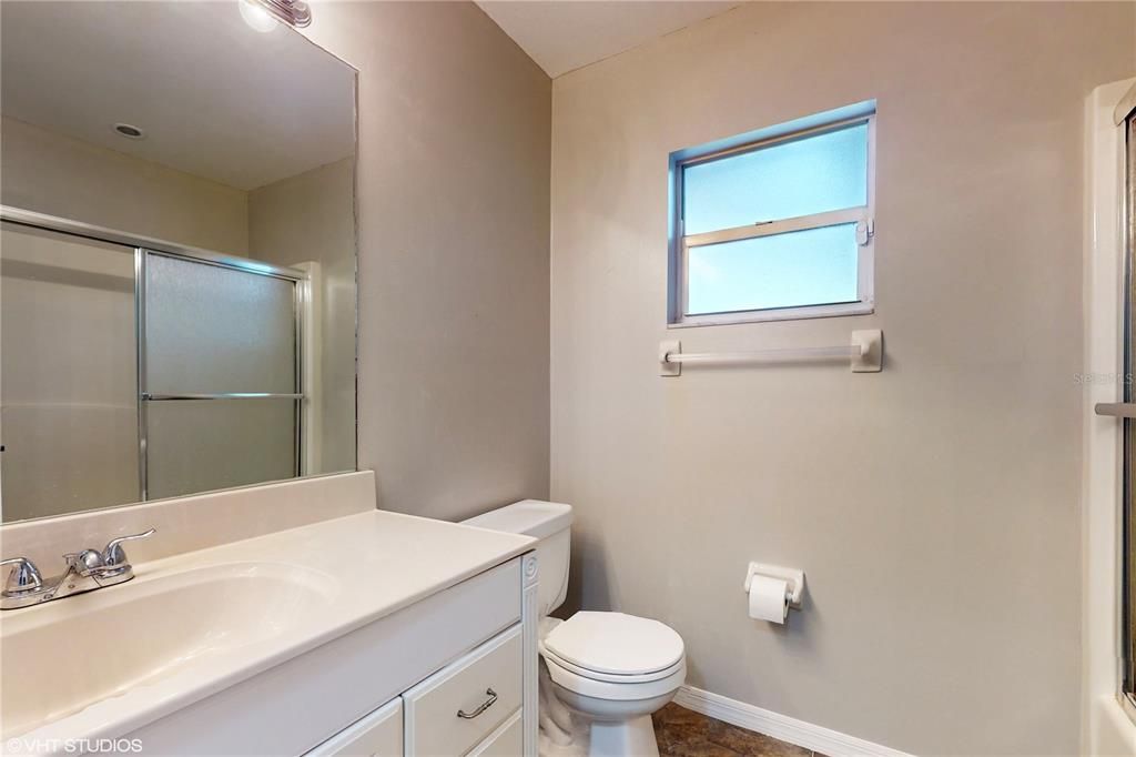 For Sale: $359,000 (3 beds, 2 baths, 1606 Square Feet)