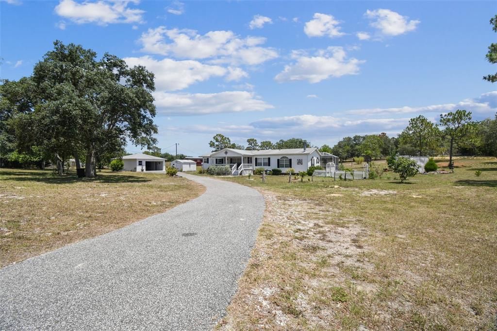 For Sale: $450,000 (3 beds, 2 baths, 2040 Square Feet)