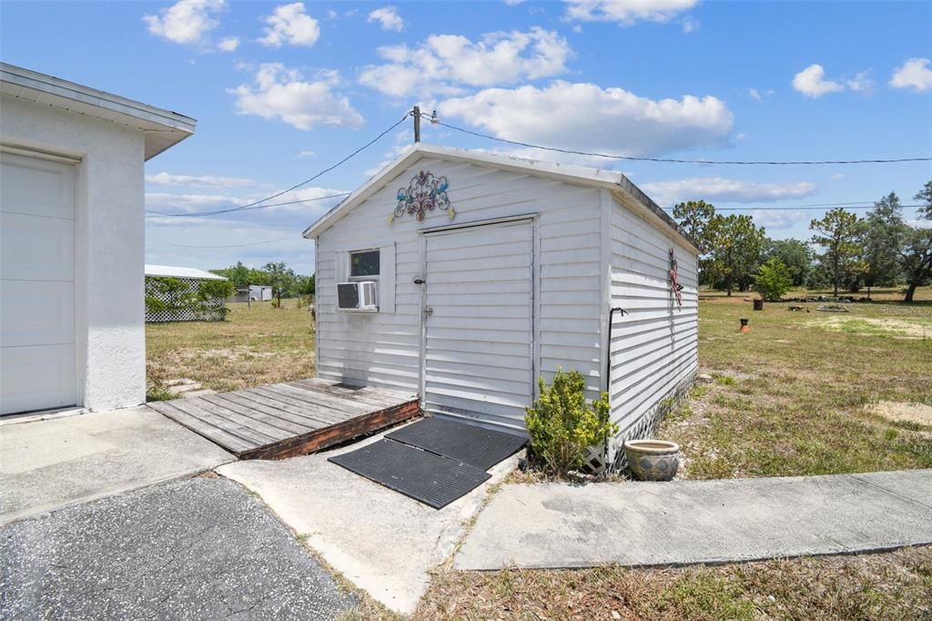 For Sale: $450,000 (3 beds, 2 baths, 2040 Square Feet)