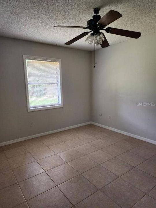 For Rent: $2,750 (4 beds, 2 baths, 1950 Square Feet)