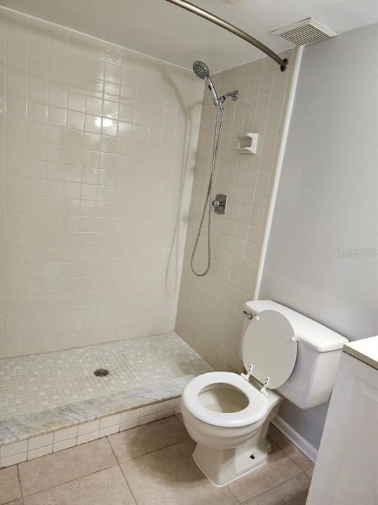 出租: $2,750 (4 贝兹, 2 浴室, 1950 平方英尺)