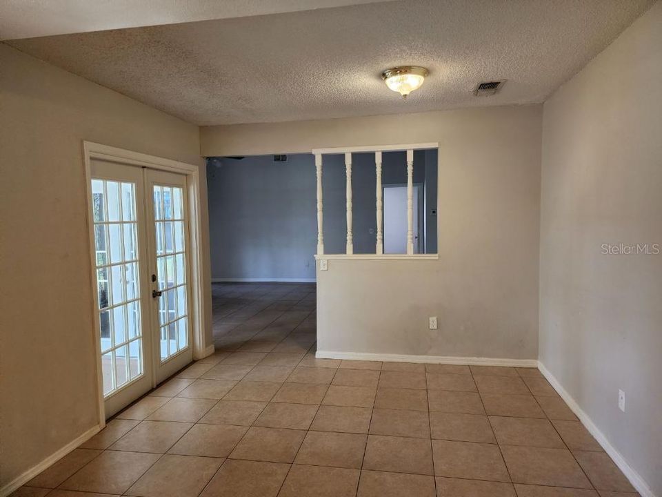 For Rent: $2,750 (4 beds, 2 baths, 1950 Square Feet)