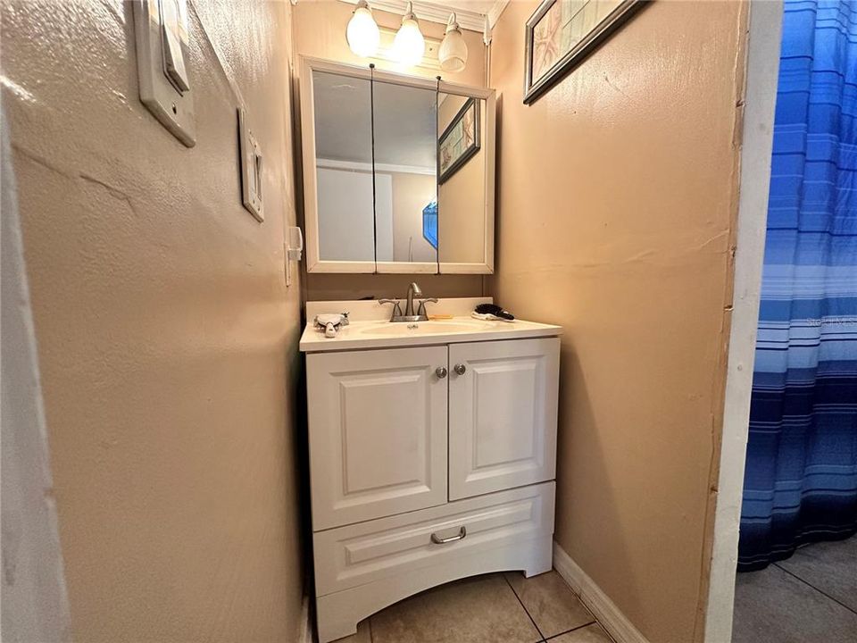 For Sale: $259,900 (3 beds, 1 baths, 1524 Square Feet)