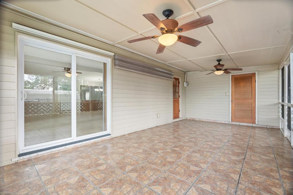 Active With Contract: $349,900 (3 beds, 2 baths, 1614 Square Feet)