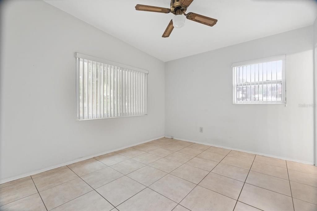 Active With Contract: $349,900 (3 beds, 2 baths, 1614 Square Feet)